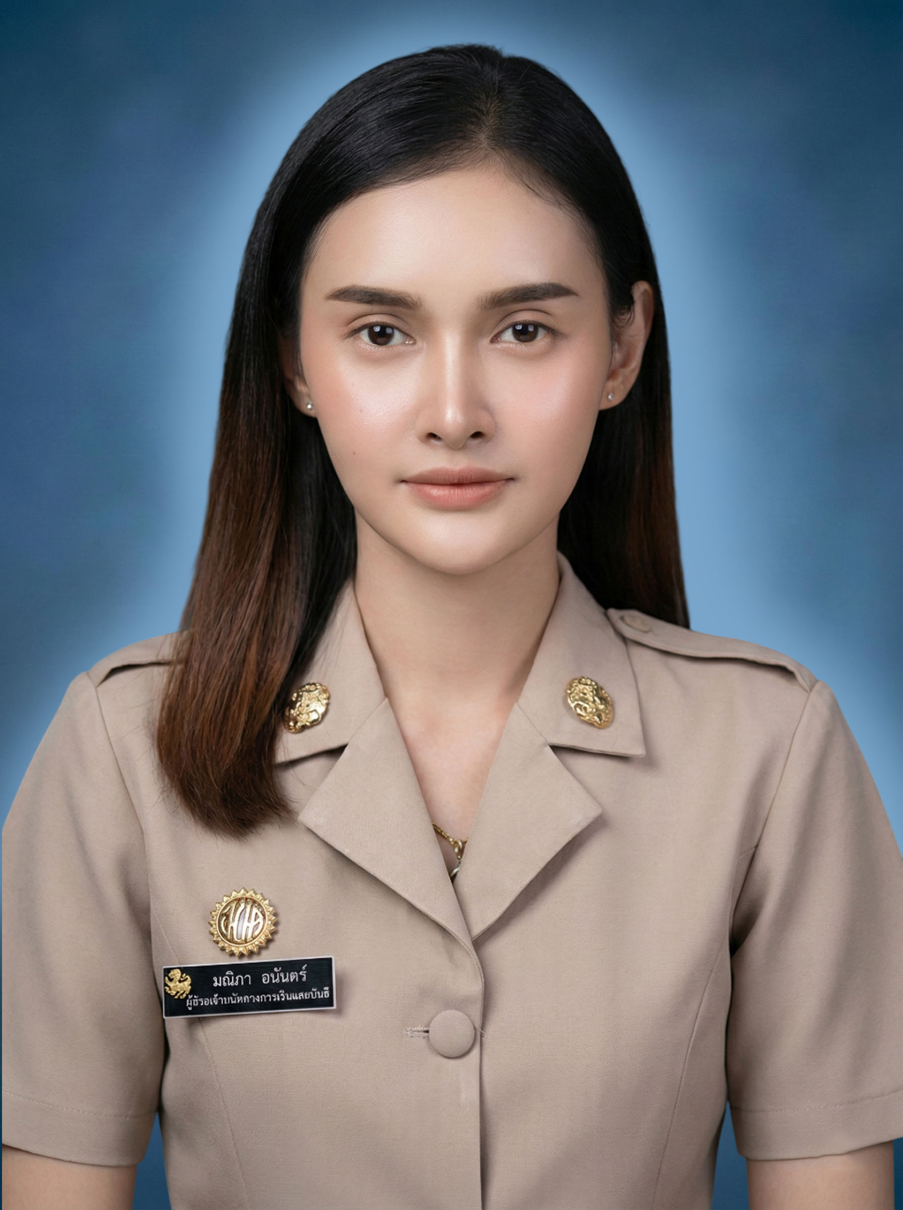 นางสาวมณิภา อนันตร์