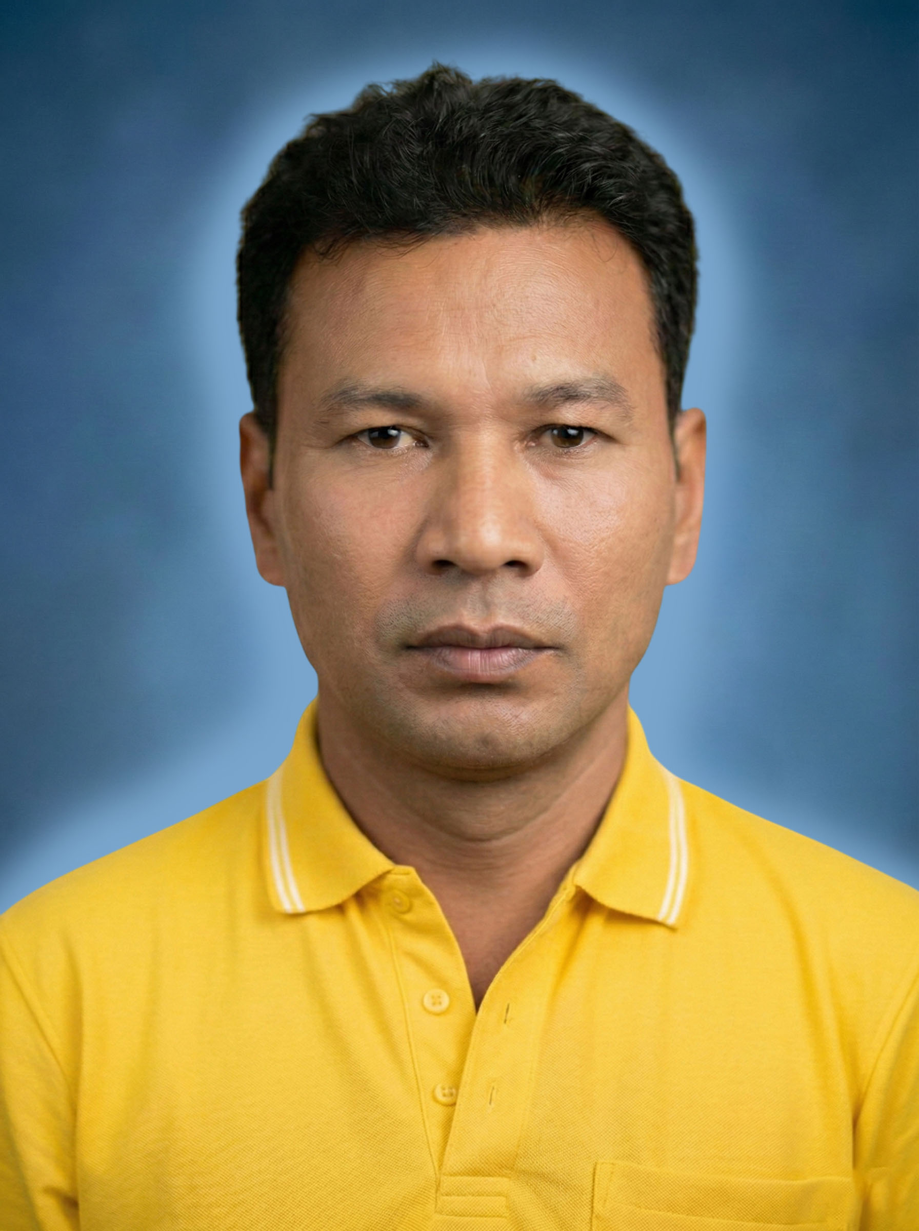 นายเกียรติศักดิ์ เนียมผาสุข